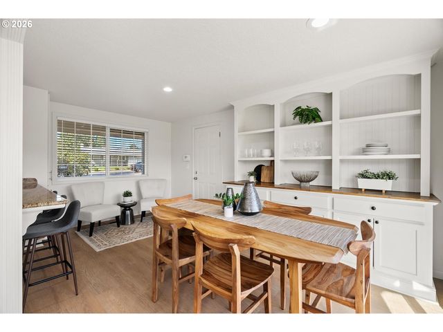 17040 Sw OAK St, Beaverton, OR 97007