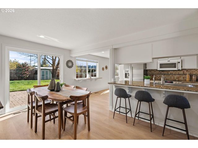 17040 Sw OAK St, Beaverton, OR 97007