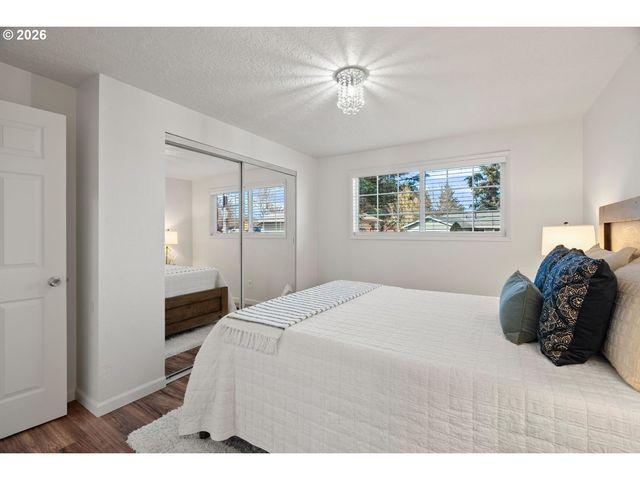 17040 Sw OAK St, Beaverton, OR 97007