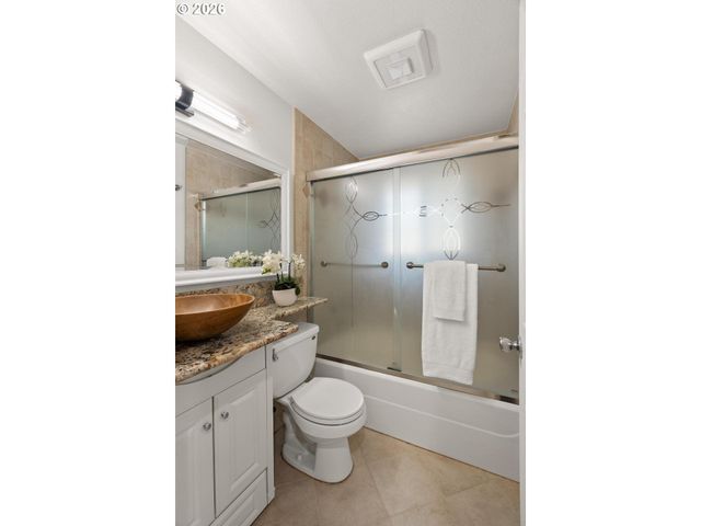 17040 Sw OAK St, Beaverton, OR 97007