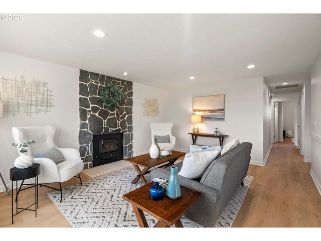 17040 Sw OAK St, Beaverton, OR 97007