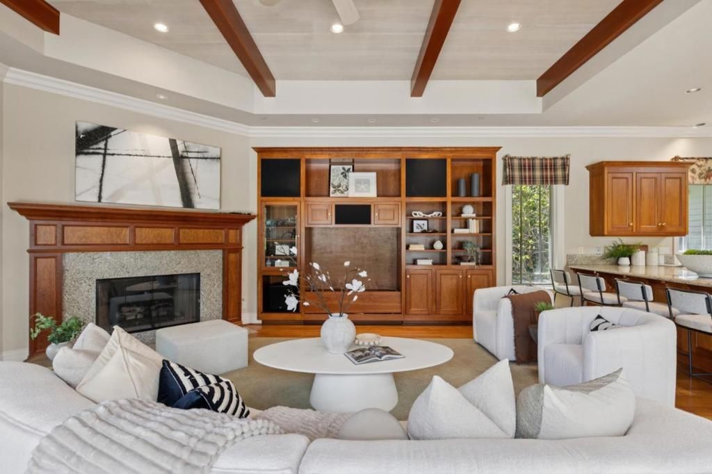 Image 16 of property listing at 14810 Farwell Avenue, Saratoga, CA 95070