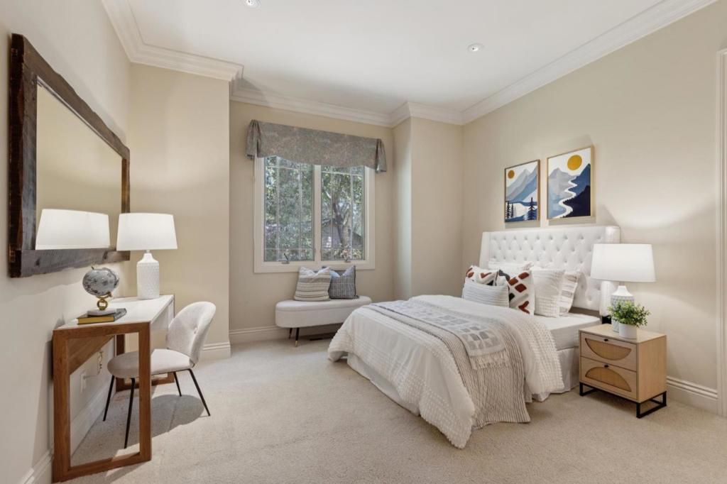 Image 25 of property listing at 14810 Farwell Avenue, Saratoga, CA 95070