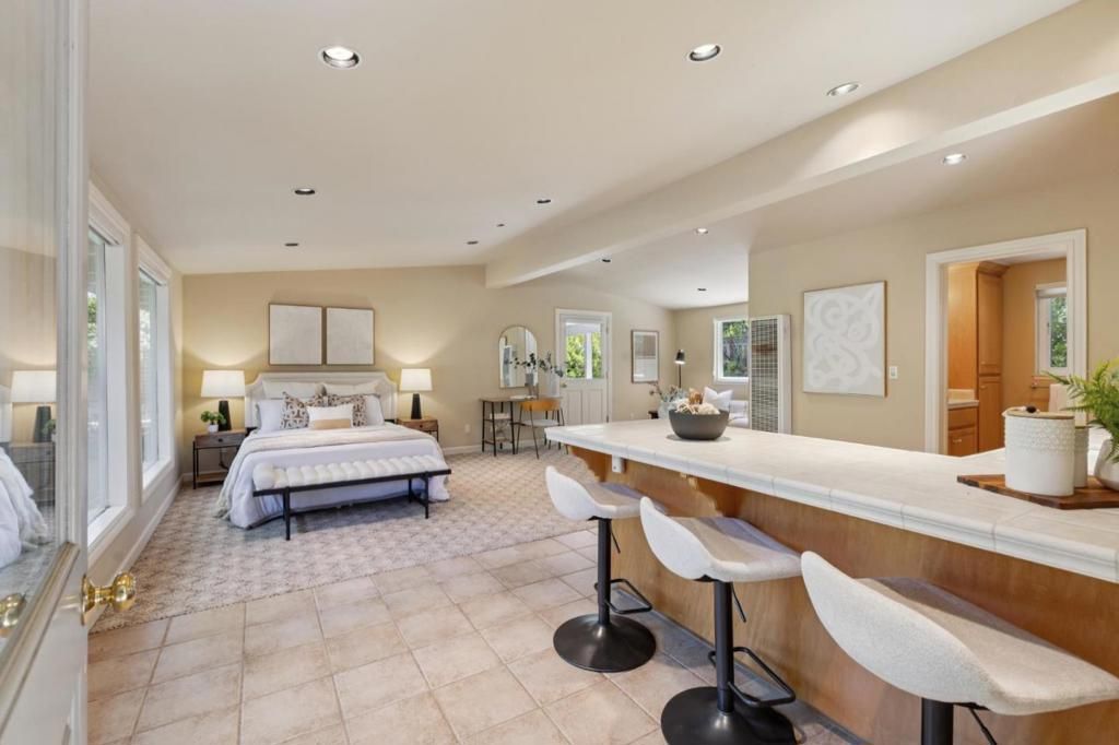 Image 31 of property listing at 14810 Farwell Avenue, Saratoga, CA 95070