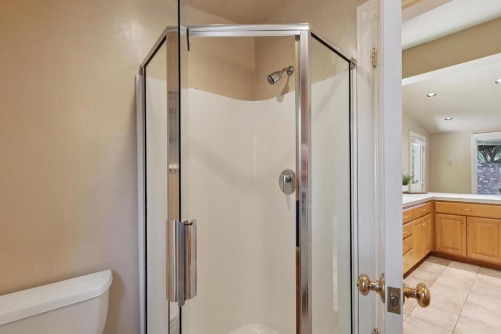 Image 36 of property listing at 14810 Farwell Avenue, Saratoga, CA 95070