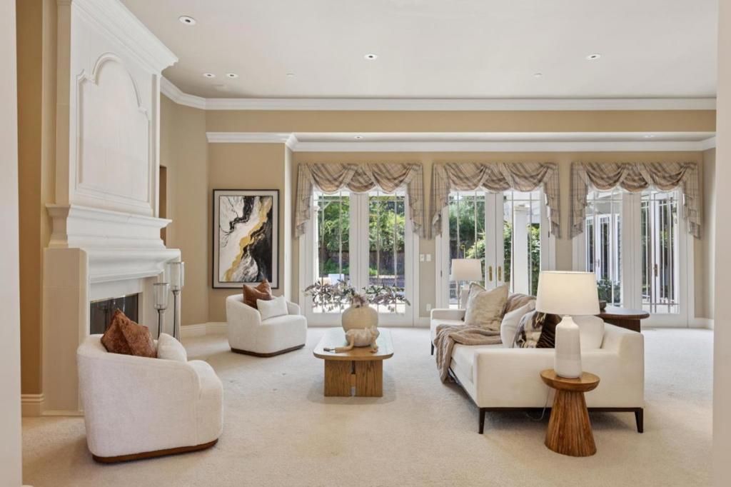 Image 4 of property listing at 14810 Farwell Avenue, Saratoga, CA 95070