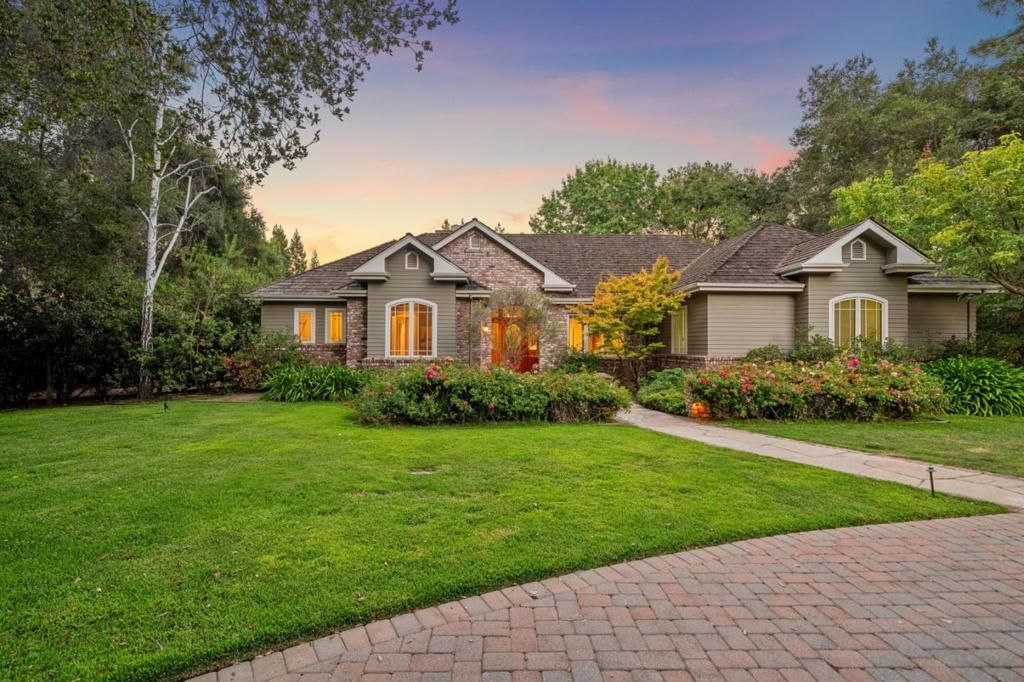 Image 43 of property listing at 14810 Farwell Avenue, Saratoga, CA 95070