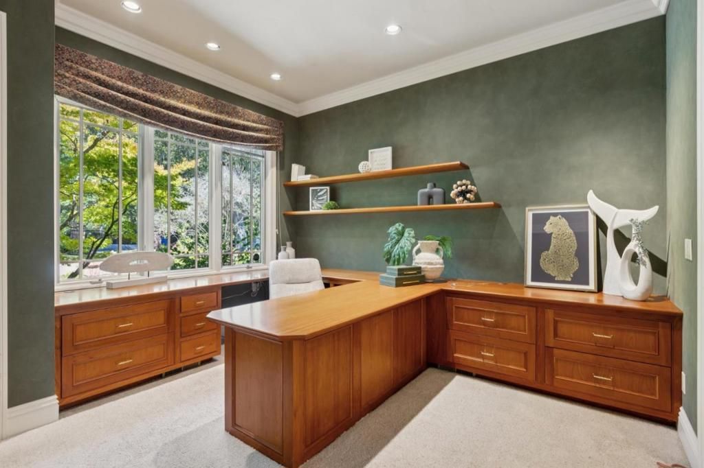 Image 7 of property listing at 14810 Farwell Avenue, Saratoga, CA 95070
