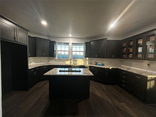 2000 County Road 1123, Godley, TX 76044