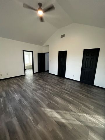 2000 County Road 1123, Godley, TX 76044