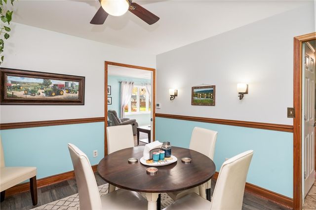 14 Hilltop Dr, Leroy, NY 14482