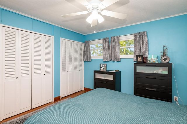 14 Hilltop Dr, Leroy, NY 14482