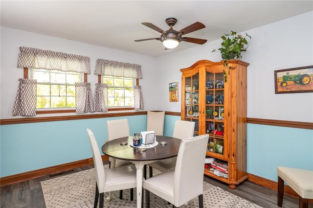 14 Hilltop Dr, Leroy, NY 14482