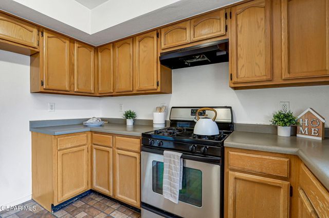 6205 Alina Baltazar Drive, El Paso, TX 79932