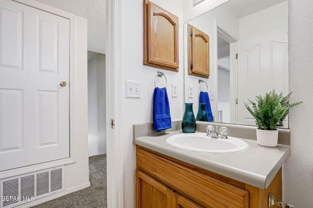 6205 Alina Baltazar Drive, El Paso, TX 79932