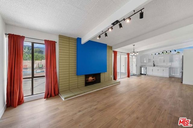 859 E Grace Circle, Palm Springs, CA 92262