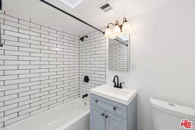 859 E Grace Circle, Palm Springs, CA 92262