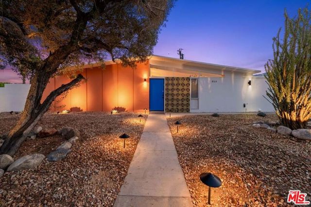 859 E Grace Circle, Palm Springs, CA 92262
