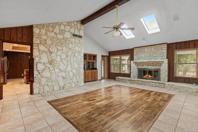 19611 Encino Way, San Antonio, TX 78259