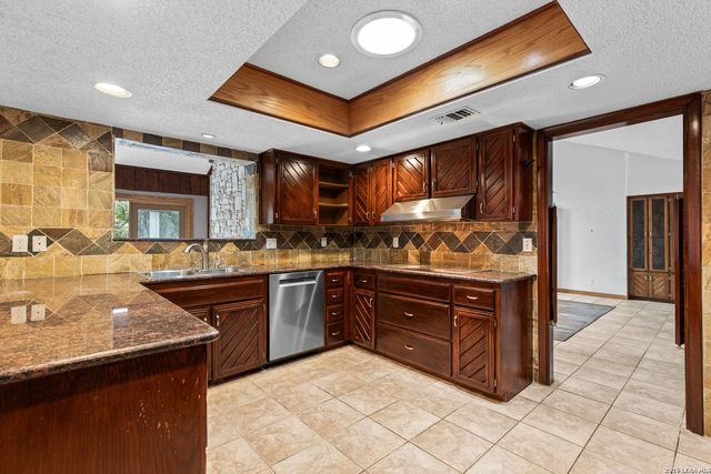 19611 Encino Way, San Antonio, TX 78259