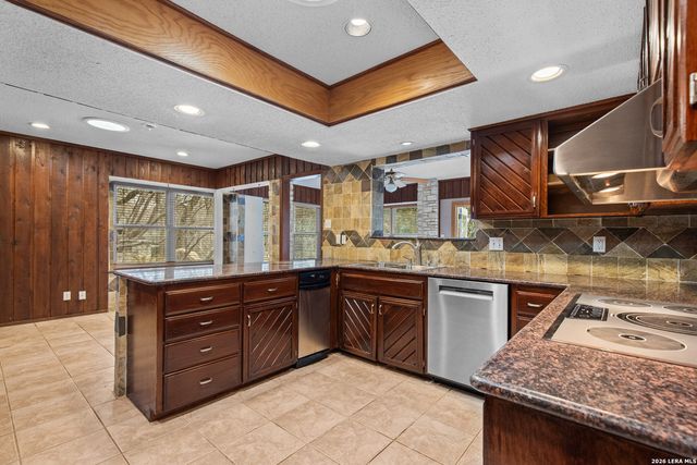 19611 Encino Way, San Antonio, TX 78259