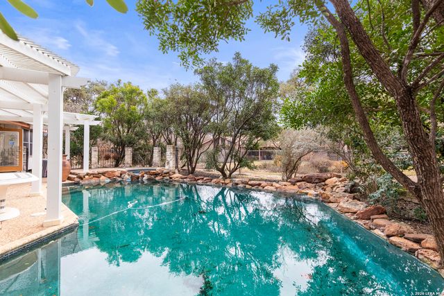 19611 Encino Way, San Antonio, TX 78259