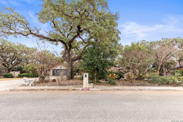 19611 Encino Way, San Antonio, TX 78259