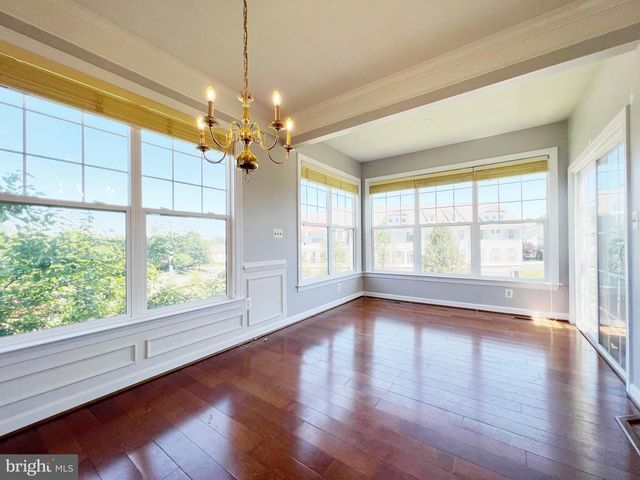 8118 RAINWATER CIR, Manassas, VA 20111