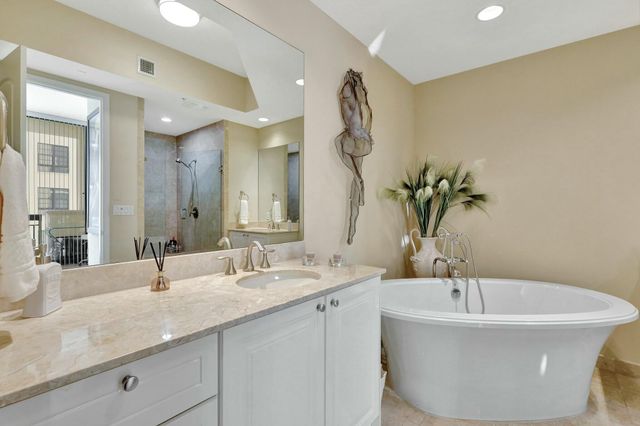 701 S Olive Avenue 1909, West Palm Beach, FL 33401