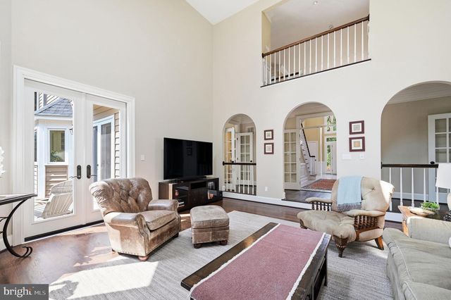 1257 NEW BEDFORD LN, Reston, VA 20194
