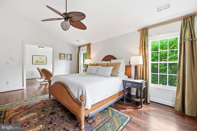1257 NEW BEDFORD LN, Reston, VA 20194