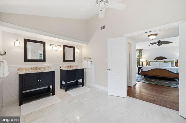 1257 NEW BEDFORD LN, Reston, VA 20194