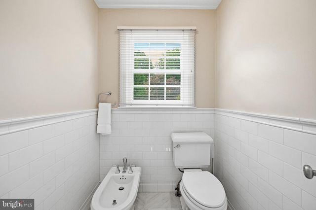 1257 NEW BEDFORD LN, Reston, VA 20194