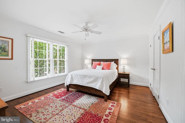 1257 NEW BEDFORD LN, Reston, VA 20194