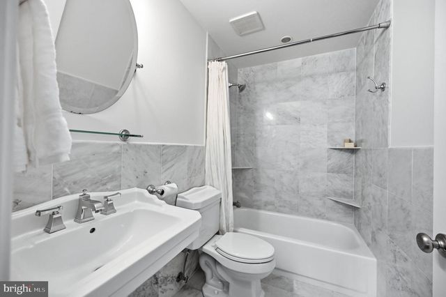 1257 NEW BEDFORD LN, Reston, VA 20194
