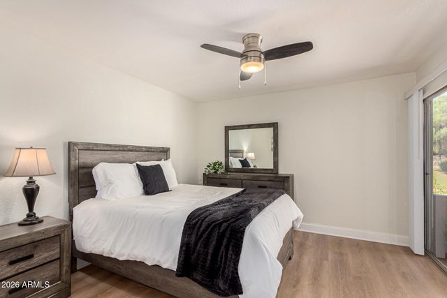 5877 N GRANITE REEF Road 1133, Scottsdale, AZ 85250