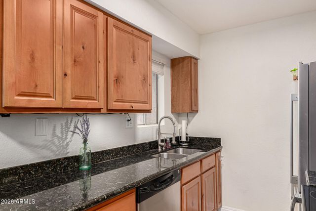 5877 N GRANITE REEF Road 1133, Scottsdale, AZ 85250