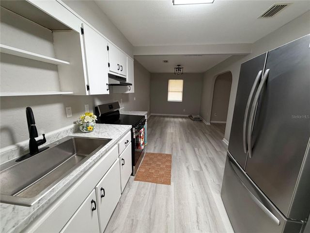 595 NW 100TH STREET, Ocala, FL 34475