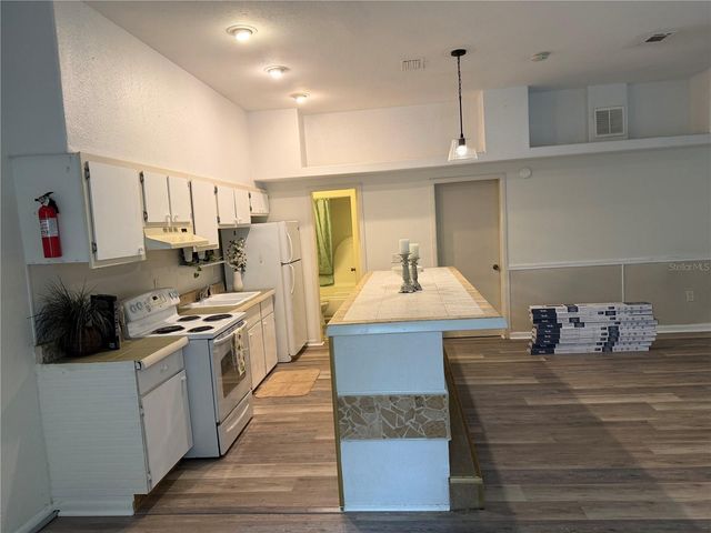 595 NW 100TH STREET, Ocala, FL 34475