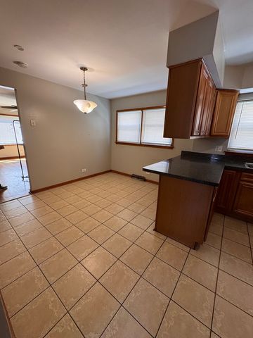 706 E 106th Street 1, Chicago, IL 60628