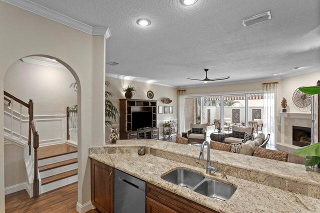 354 LARBOARD WAY, Clearwater Beach, FL 33767
