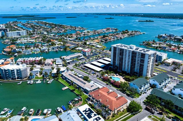 354 LARBOARD WAY, Clearwater Beach, FL 33767
