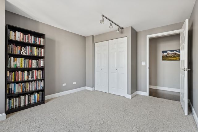 345 N LaSalle Drive 3302, Chicago, IL 60654
