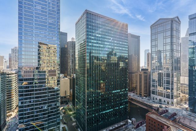 345 N LaSalle Drive 3302, Chicago, IL 60654