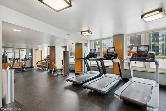 345 N LaSalle Drive 3302, Chicago, IL 60654