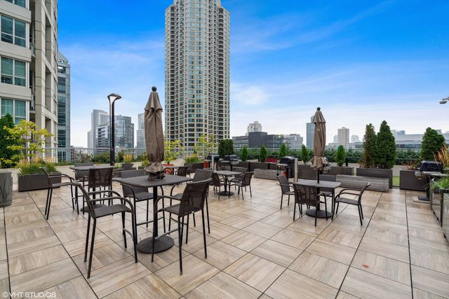 345 N LaSalle Drive 3302, Chicago, IL 60654