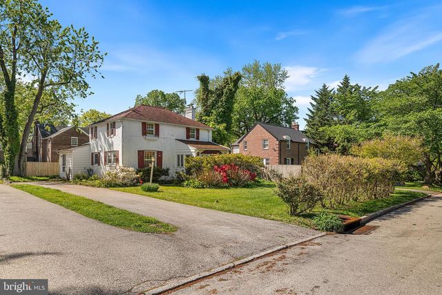 9 BARLEYCONE LN, Bryn Mawr, PA 19010