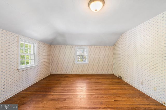 9 BARLEYCONE LN, Bryn Mawr, PA 19010