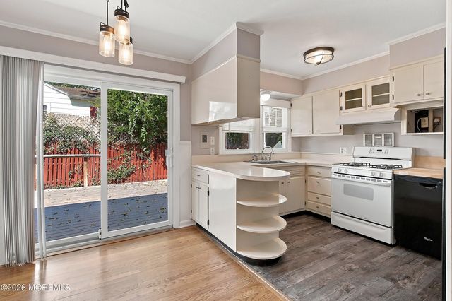 2247 Newark Avenue, Manasquan, NJ 08736
