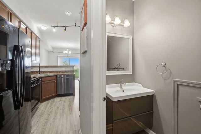 9910 Williams Drive 51-02, Huntley, IL 60142